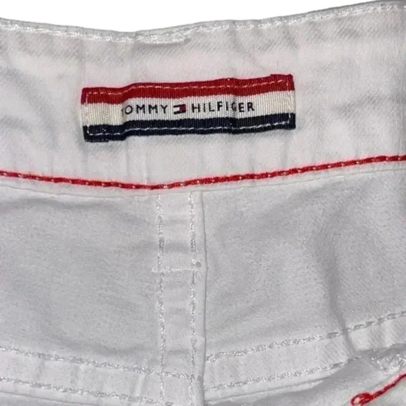 Tommy Hilfiger Shorts - Picture 3 of 5